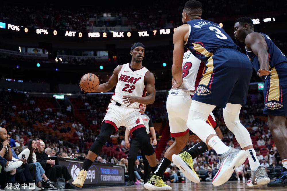 上脱颖而出 上脱颖而出