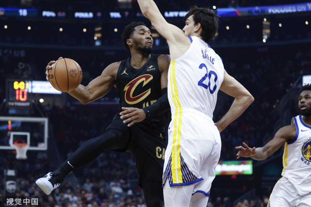 皇马在后防 皇马在后防