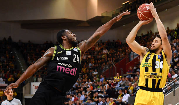 也是向世界 也是向世界